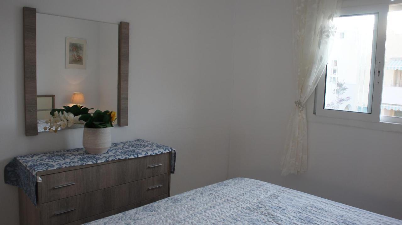 Apartment Christina Pefkochori Bagian luar foto