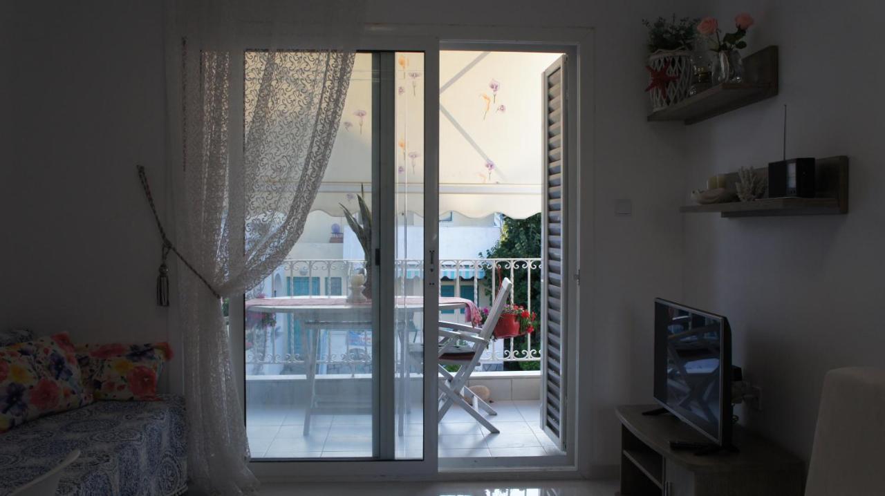 Apartment Christina Pefkochori Bagian luar foto